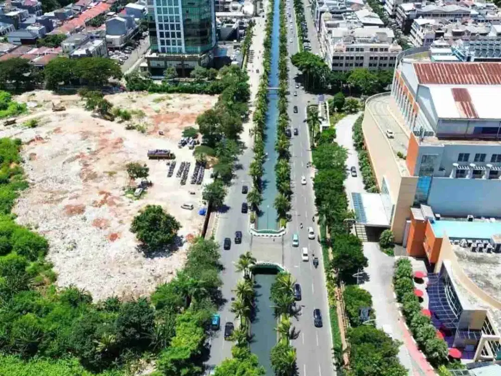 Tanah Strategis di Kelapa Gading Dijual Cepat