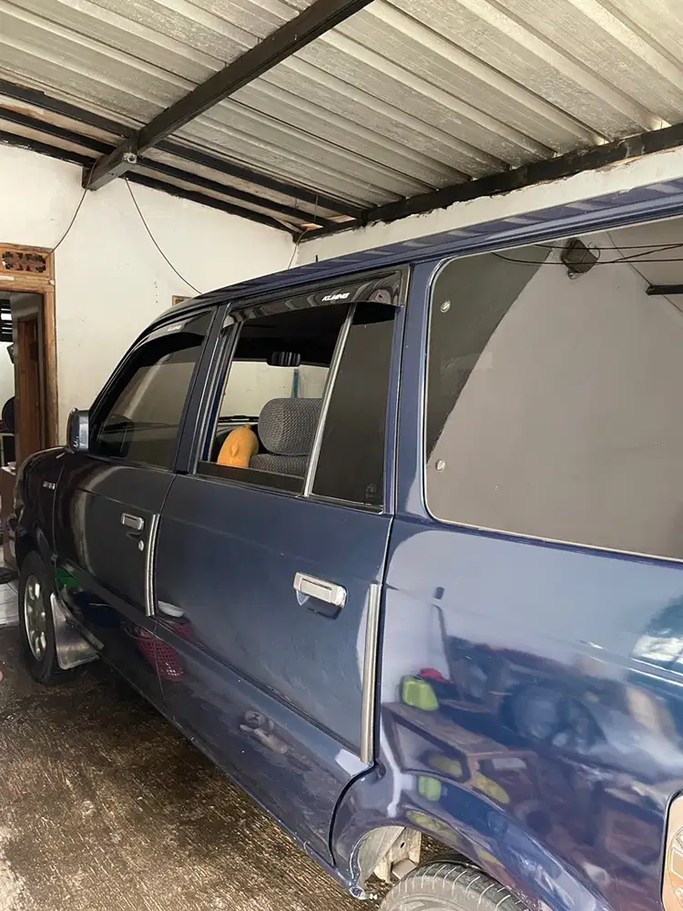 Toyota Kijang 2002 Bensin