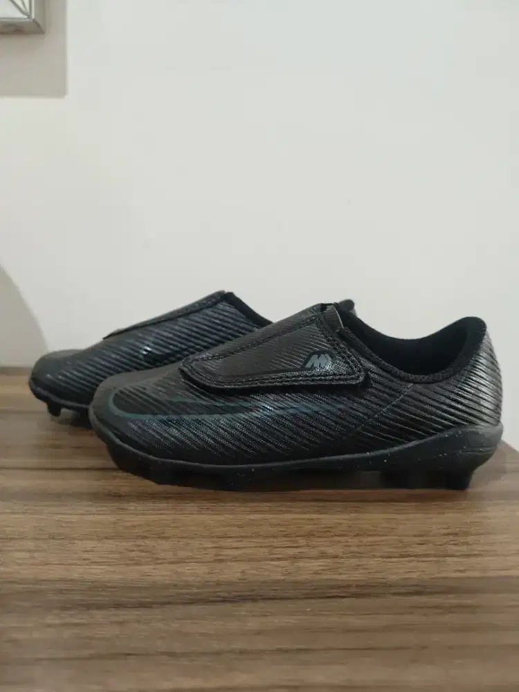 Sepatu Bola Toddler nike mercurial sz 28