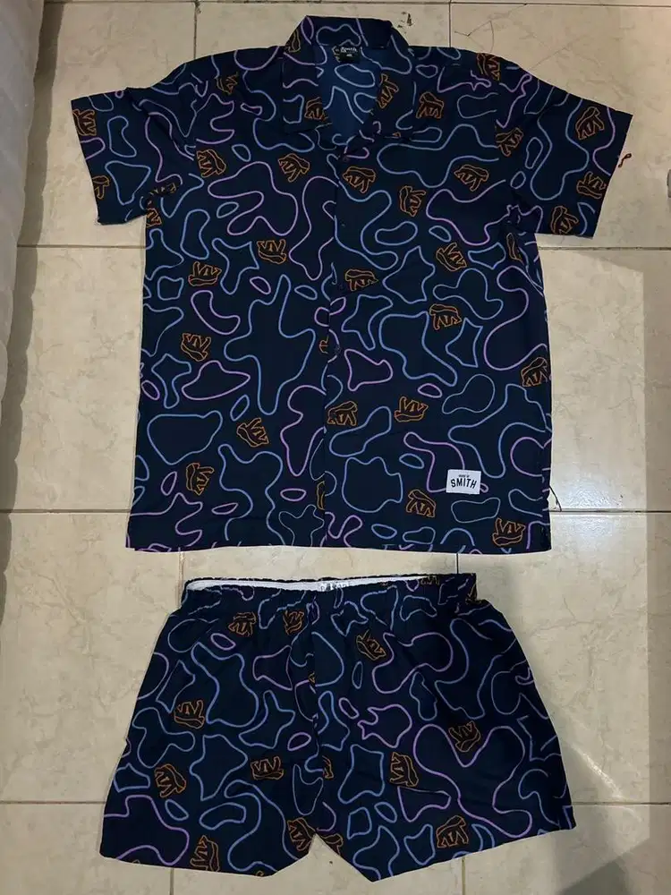 Barang pakaian Baju house of smith