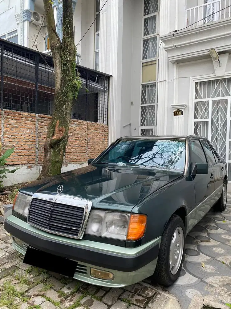 Mercedes benz w124 mercy E300
