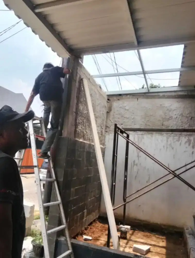 Tukang bangunan,perbaikan atap bocor,dag,talang,kanopi,renopasi dll