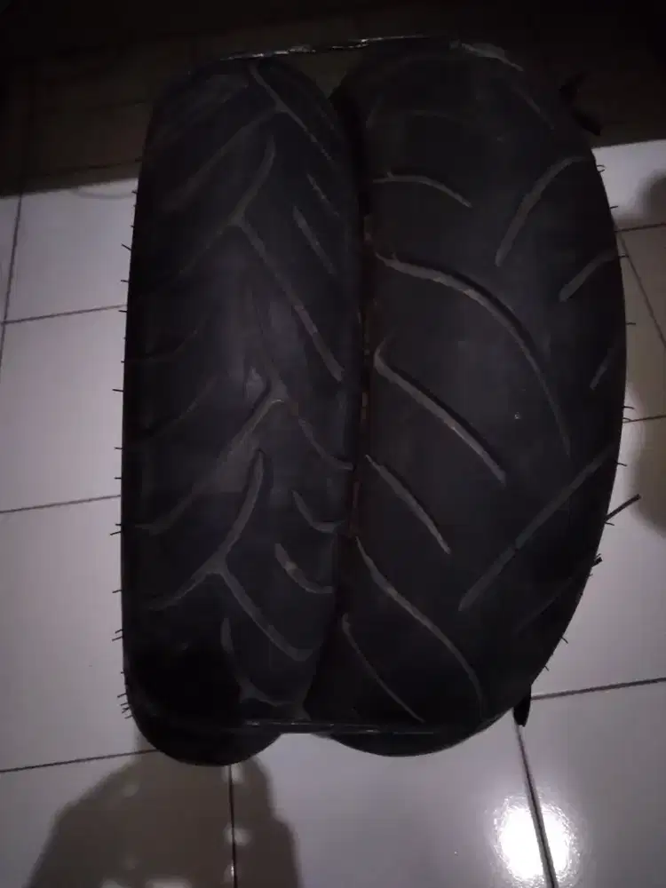 Ban xmax depan belakang 95%