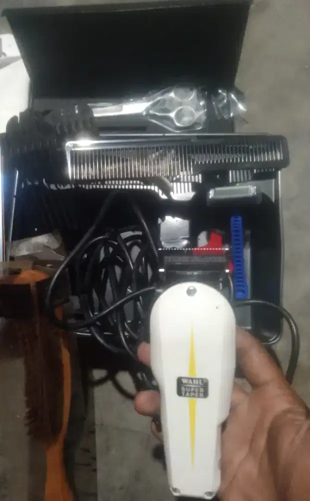 Jual alat cukur WAHL super taper classic original satu set baru 700rb