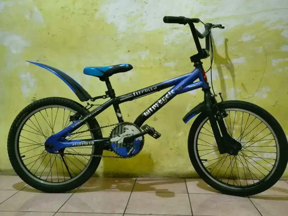 Bmx ukuran 20 merek wiemckle