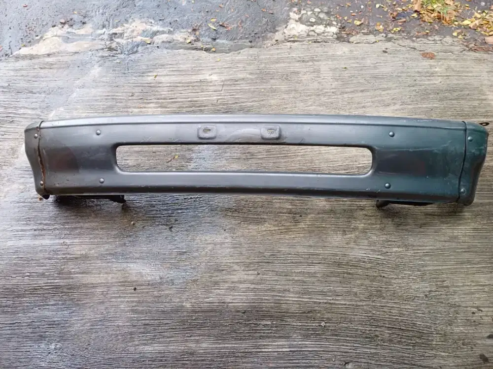 Bumper depan panther 2300 cc