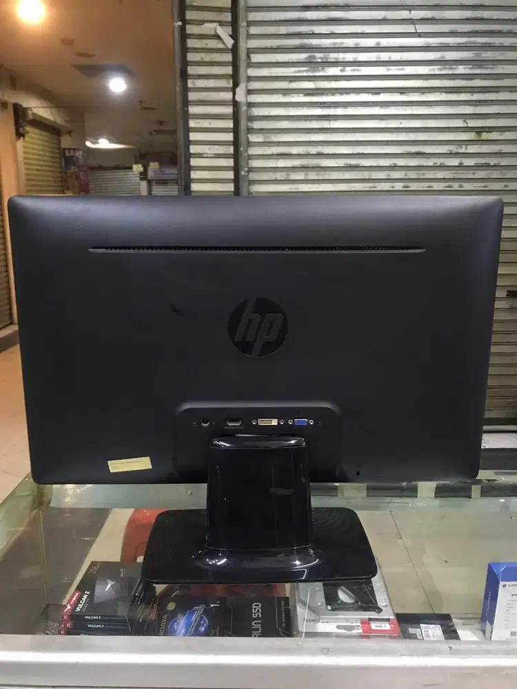 Monitor 23 inch HP 2311F FHD HDMI DVI VGA Minus