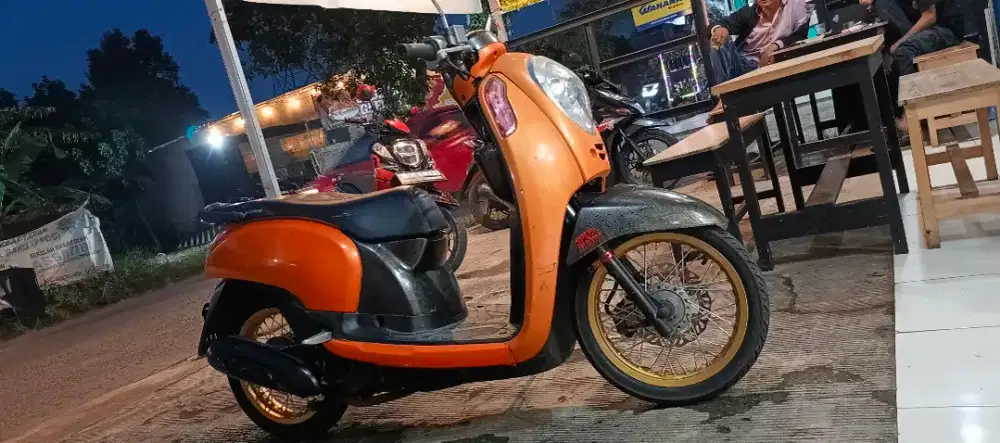honda scoopy 2013