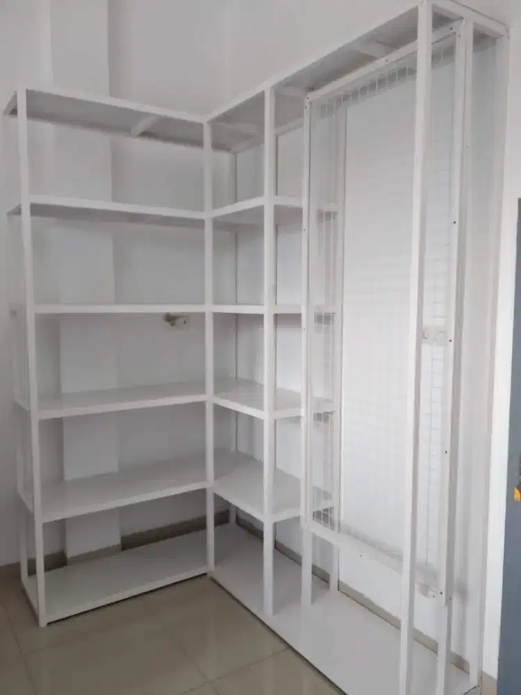 Dijual Rak Toko second Terawat