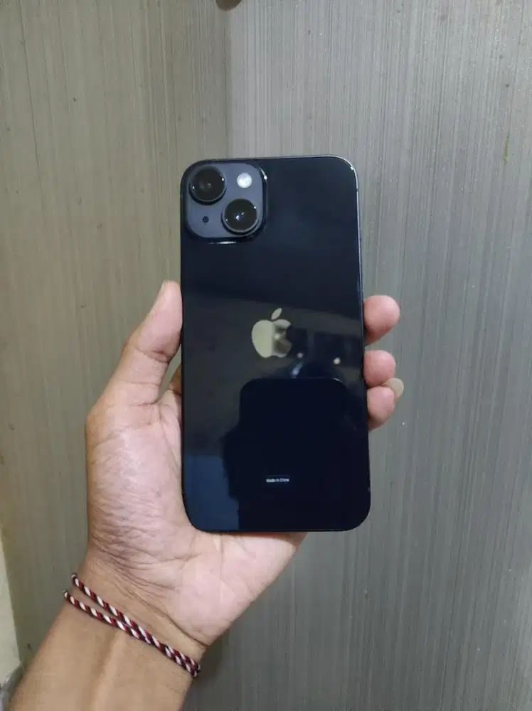 Iphone 13 128gb ibox on garansi