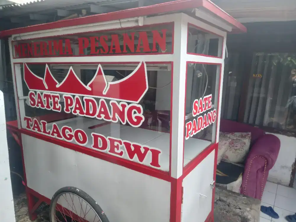 Gerobak sate padang / Ketupat sayur padang