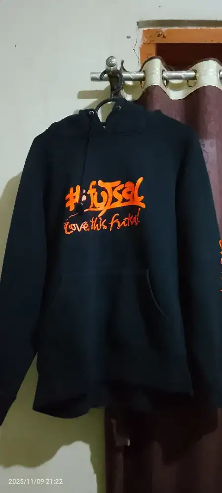 Di jual jaket dan hoodie