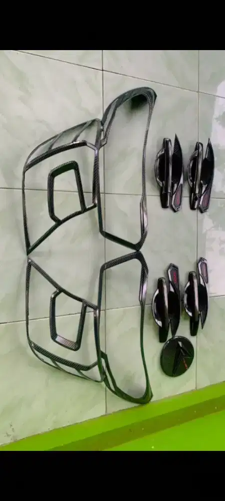 Garnish lampu depan belakang 
Outer handle tank cover bensin carbon