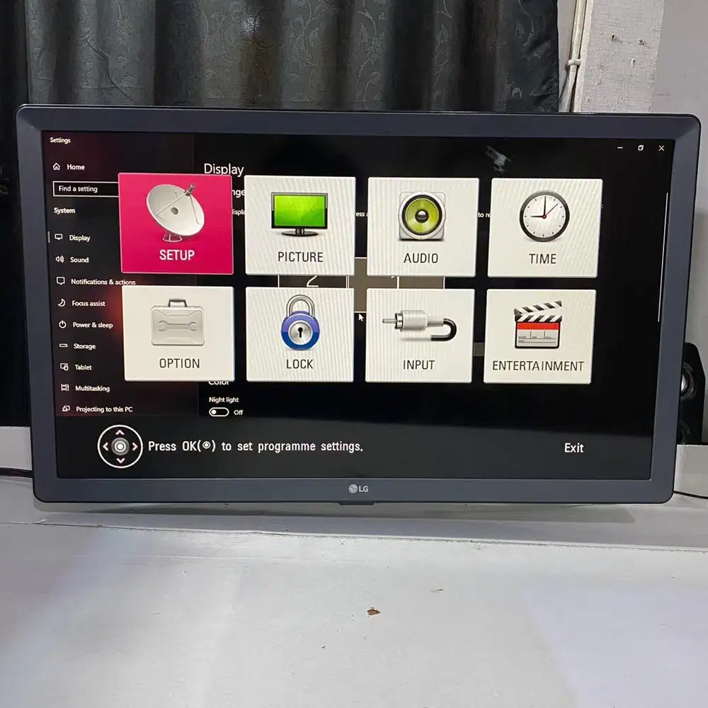 Monitor 24inch LG 24TL520A / monitor TV / monitor PC