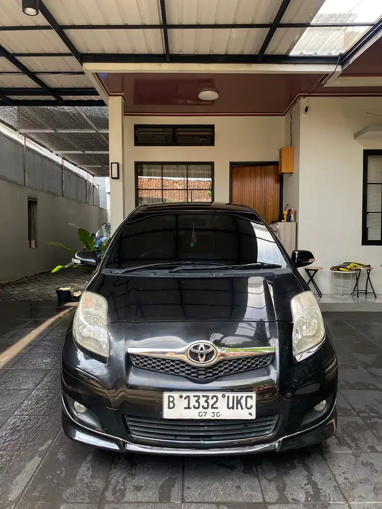 Toyota Yaris S Limited 2010 AT CASH