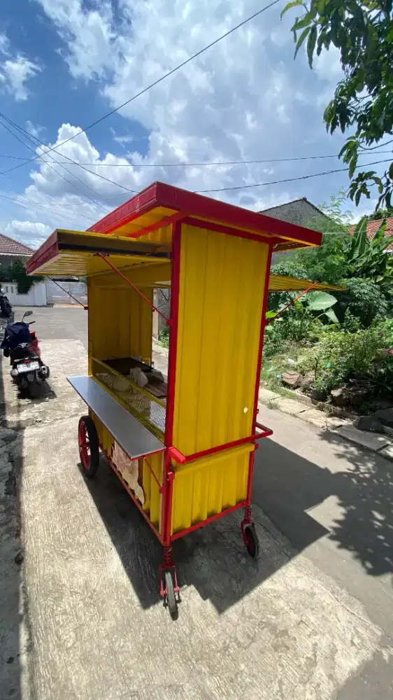Gerobak jualan dan stand jualan