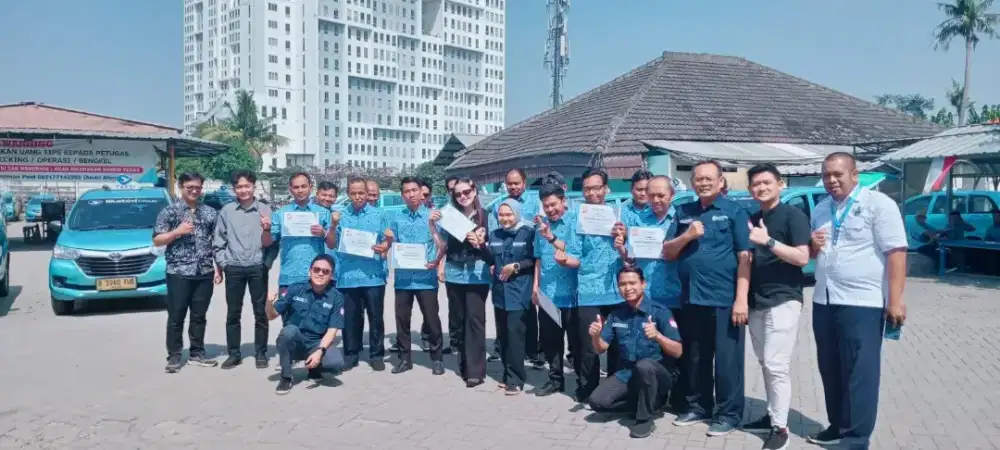 Dicari supir/pengemudi/driver