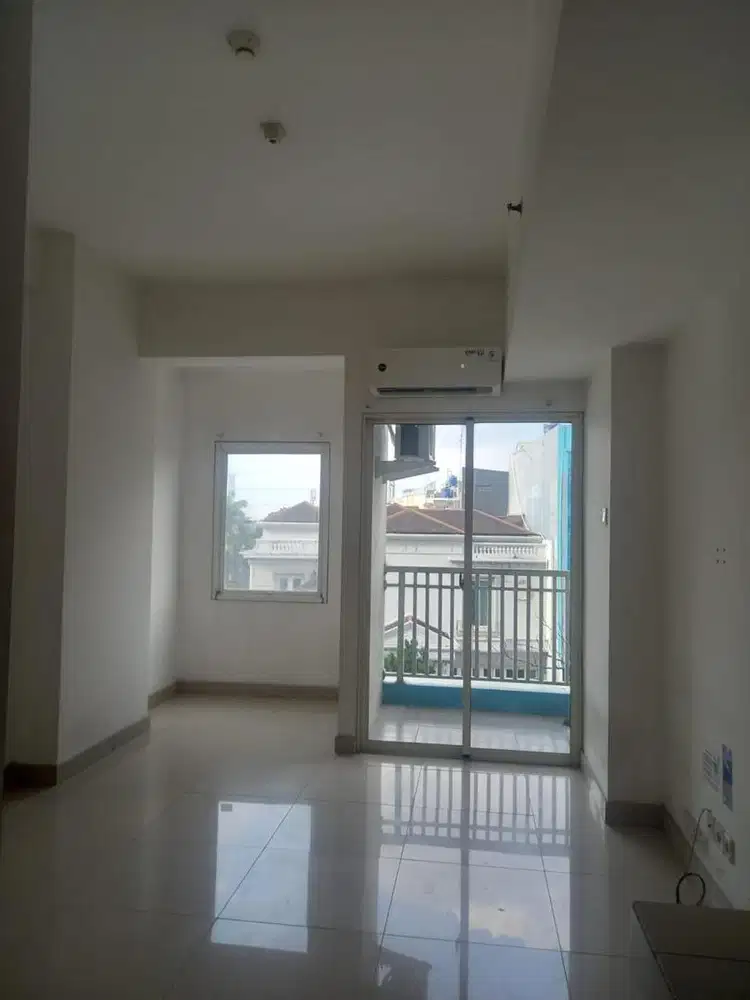 Disewakan Murah Studio Kosongan Apartemen The Nest
