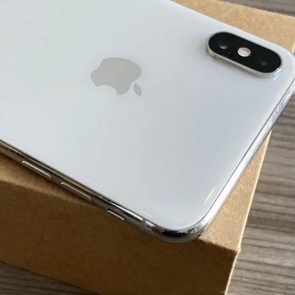 iphone x white color