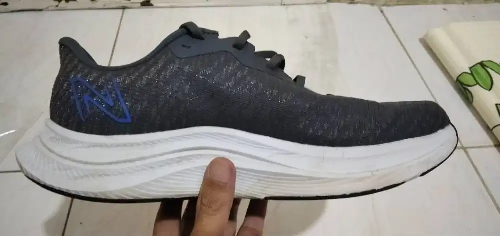 New balance propell V4