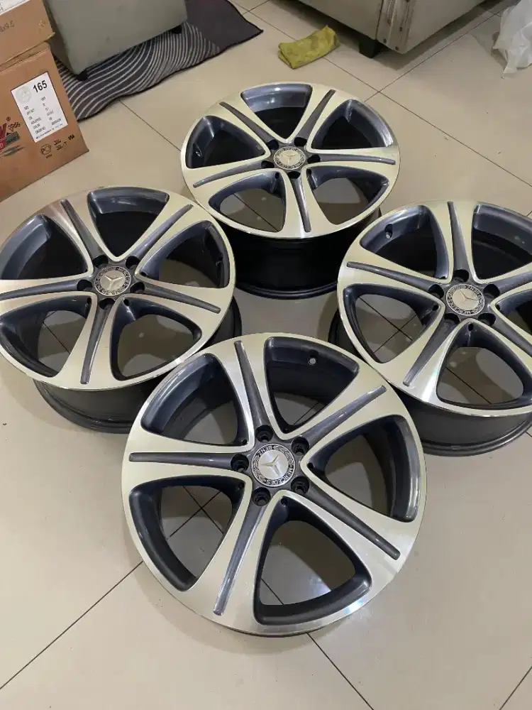 Velg Mercedes benz E-class ring 18 W213