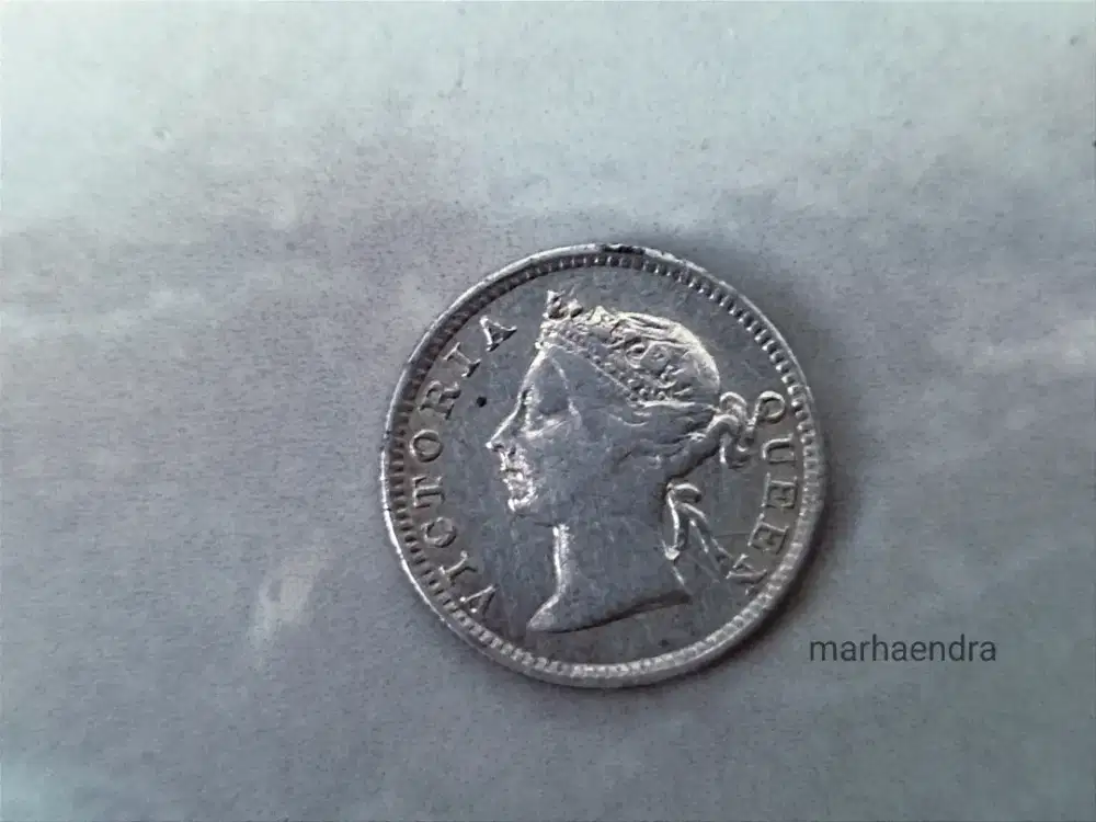 Koin perak Inggris antik