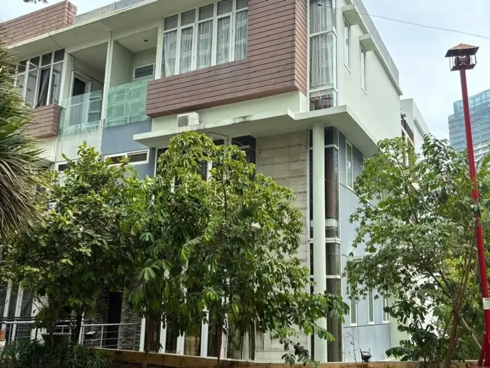 Dijual Rumah Town House Springhill Kemayoran Uku 11X15 Selatan 4 Lt