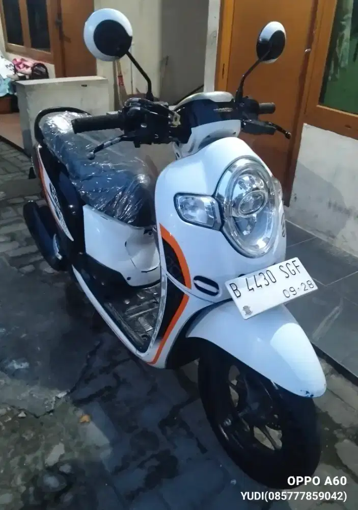 Honda Scoopy Donat 2018 B DKI Jakarta Selatan