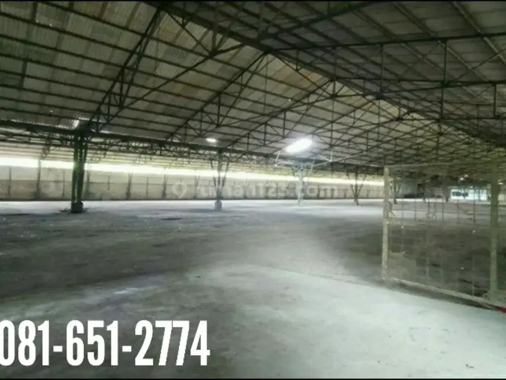 Gudang di Lamongan Tikung