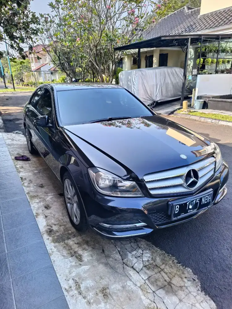 Mercedes Benz C200 Avantgarde 2014 KM 75 rb