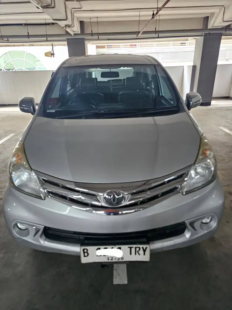 jual Cepat Toyota Avanza warna silver 2013 AT 100% original