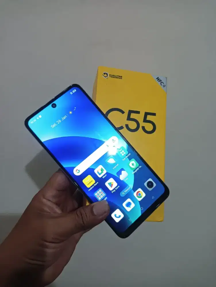 realme c55 ada minus satu
