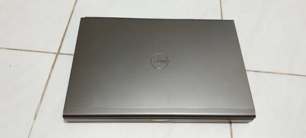 Laptop dell precision M4800 i7 gen 4 ram 20gb HDD 1tb windows 10 pro