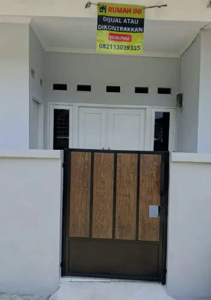 Di jual rumah plus toko