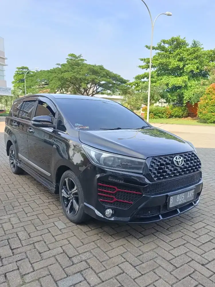 Innova Reborn V AT 2016 Innova V AT 2016 Innova V 2016 Innova 2016