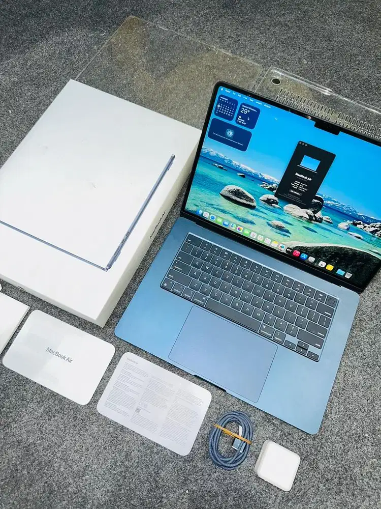 Macbook Air M2 15 8/256 Full original