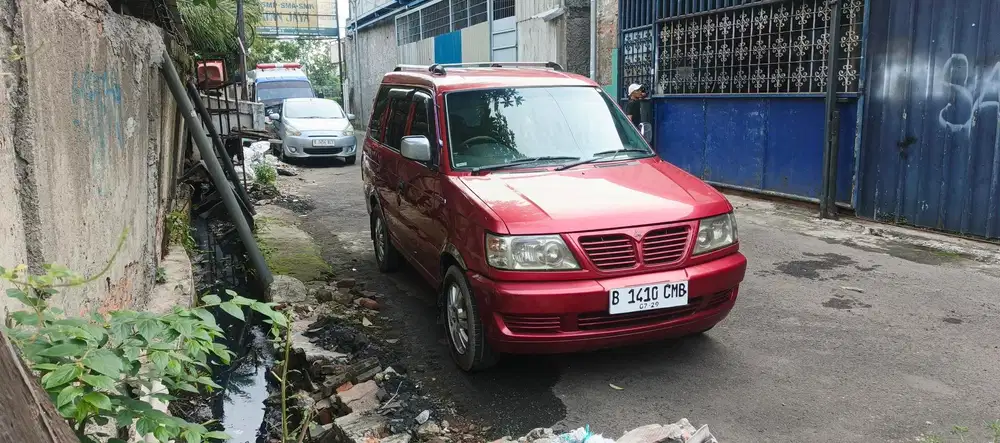 Mitsubishi Kuda 2004 Bensin