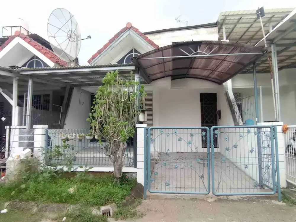Disewakan Rumah di Taman Modern Cakung
