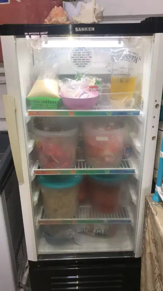 Showcase/freezer sanken