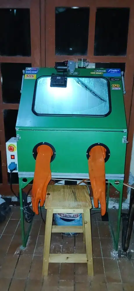 cabinet vapor blasting