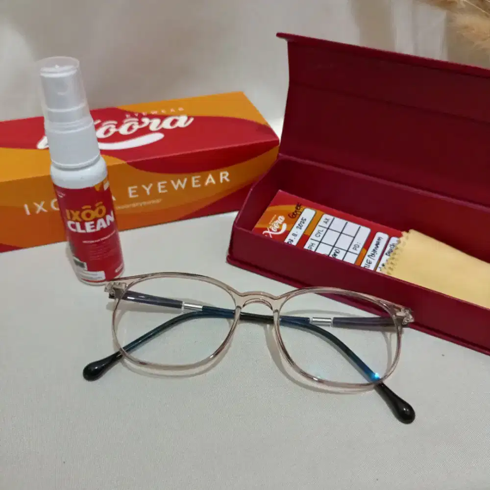 Kacamata Ixoora Eyewear