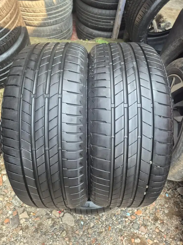Ban copotan bmw Bridgestoen Turanza T005 RFT 225/40 R18 90% 2024..2pcs