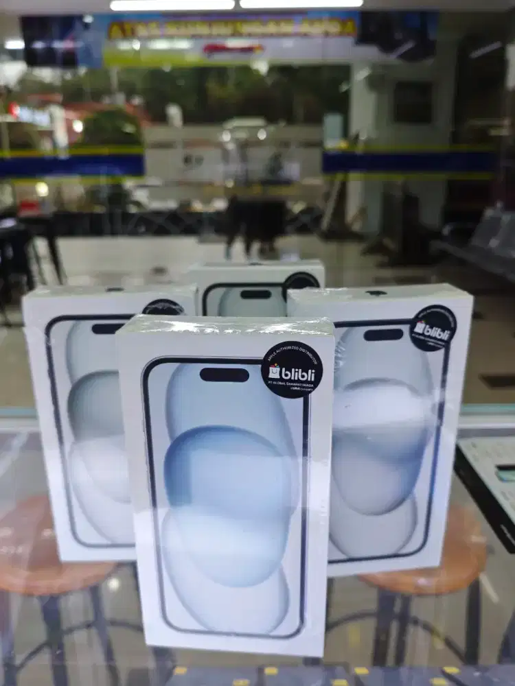 Iphone 15 BNIB garansi resmi tAm ibox gdn blibli