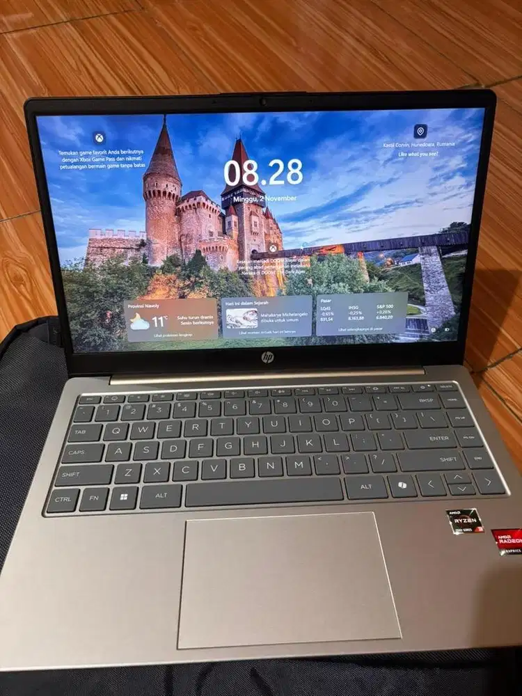 Laptop HP AMD RYZEN 3 Radeon 8gb/ RAM 256Gb