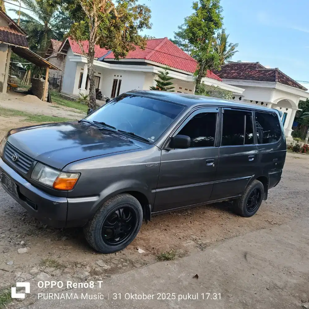 Di jual kijang kapsul th 1998