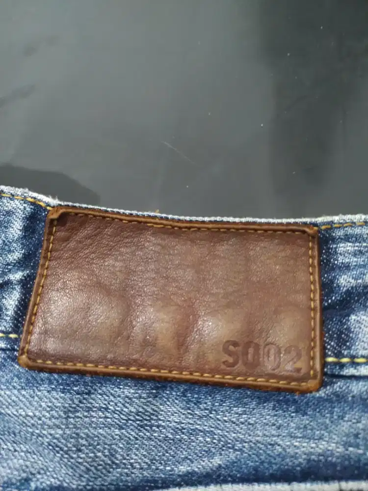 Celana Panjang UNIQLO S002