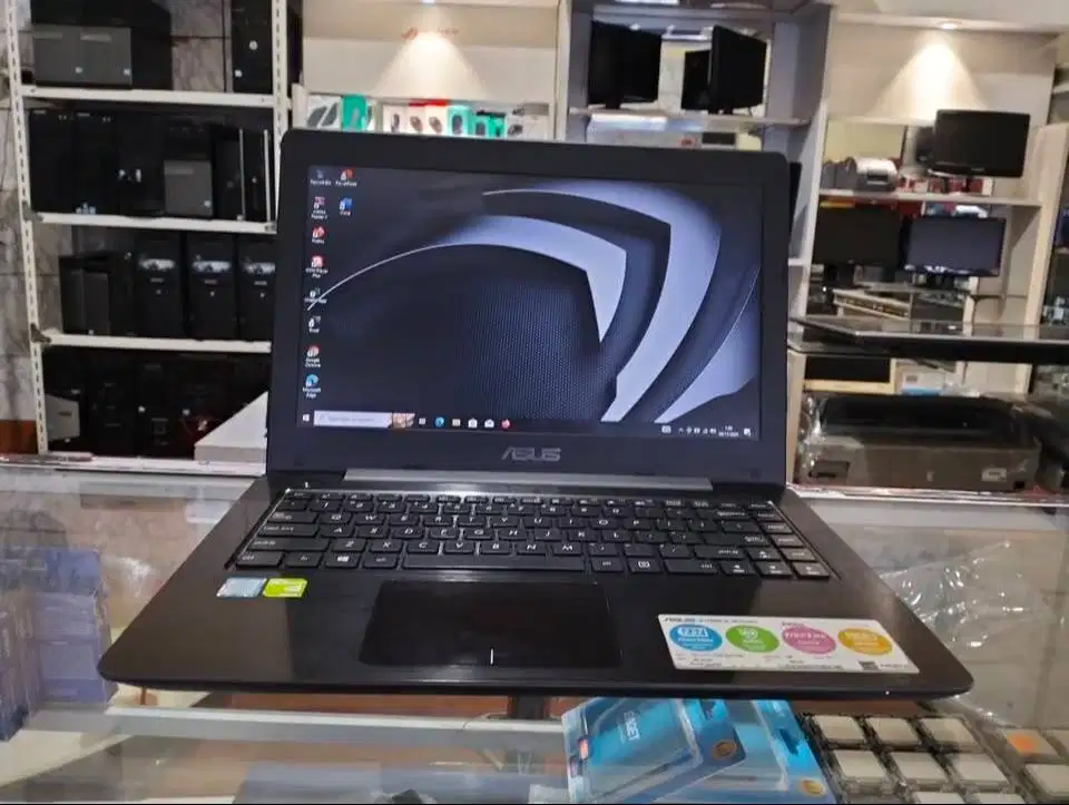 Laptop ASUS A456URK Intel Core i5 Gen7 Dual VGA