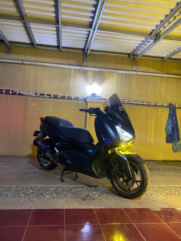 Yamaha XMAX 2021 Hitam/Black