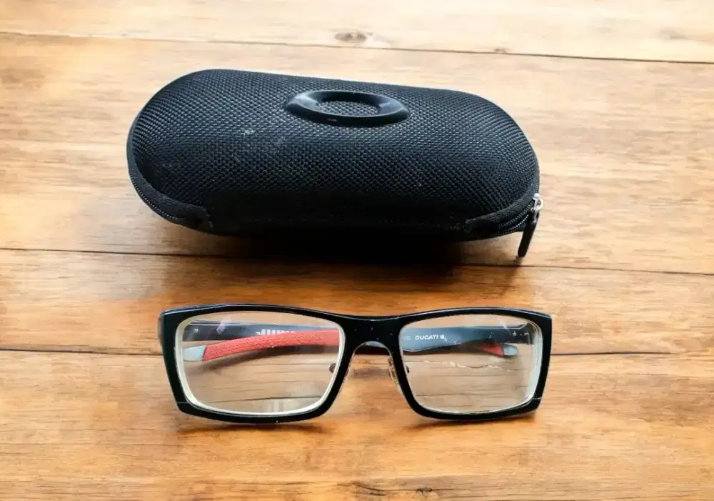 Frame kacamata oklay jury original preloved