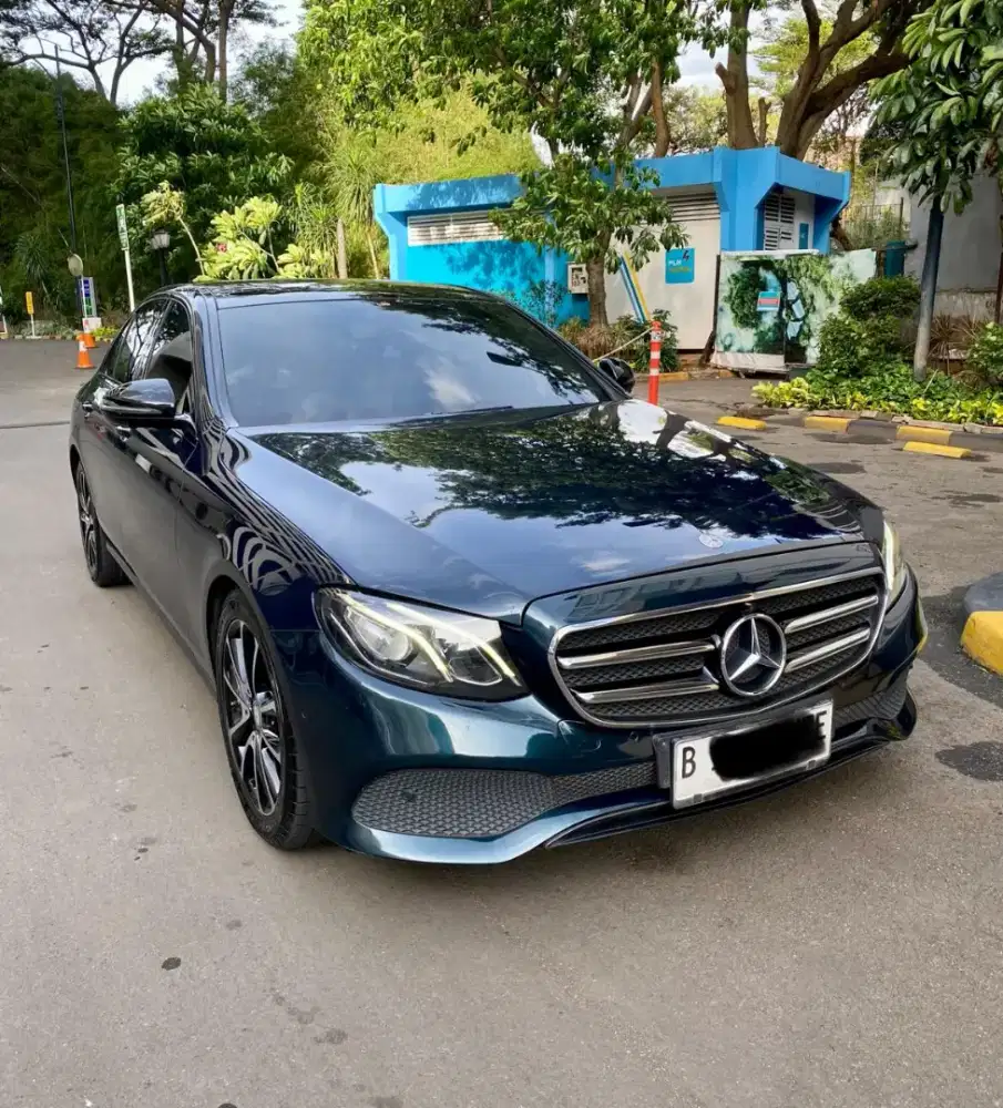 ( CASH TERMURAH ! CBU RARE COLOR ) Mercedes Benz E300 2016 e200 c200
